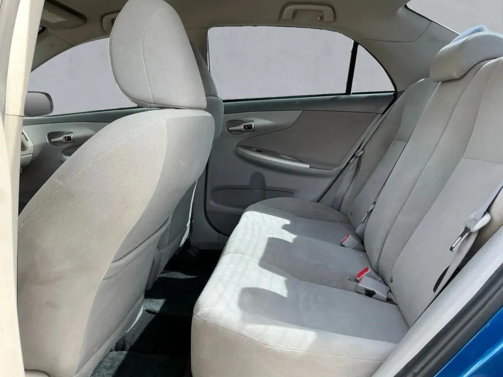 Toyota Corolla photo 14
