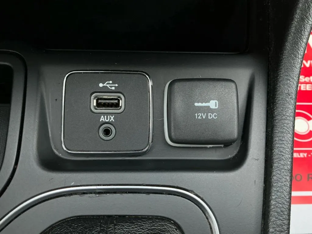 Jeep Cherokee photo 34