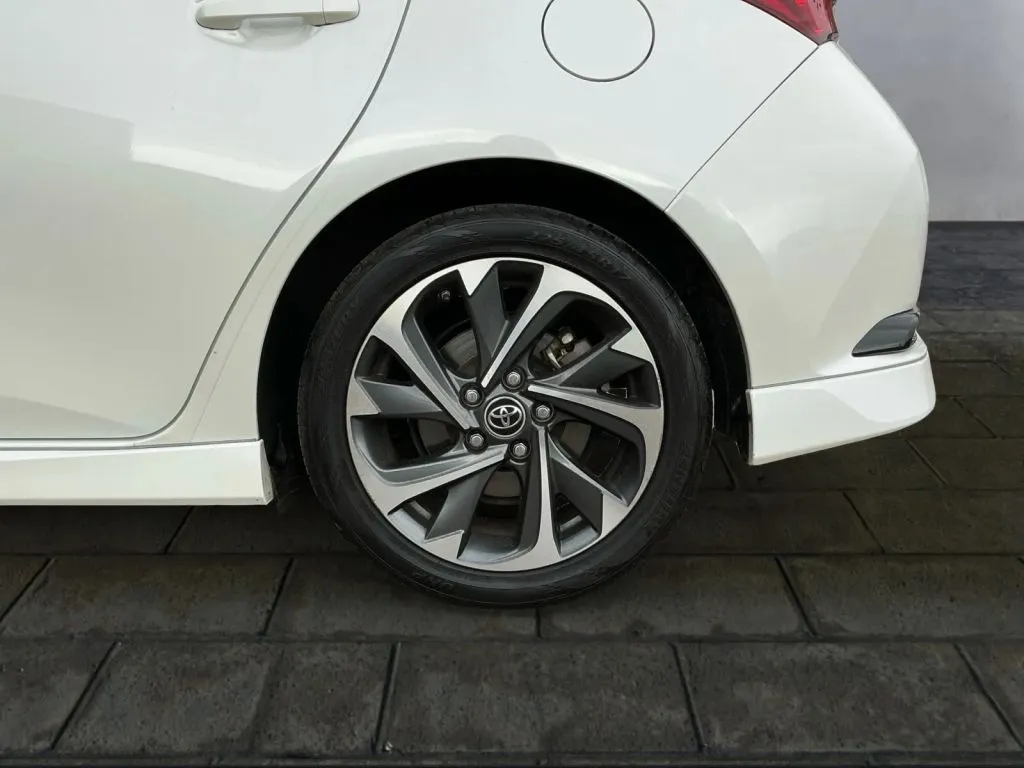 Toyota Corolla iM photo 18