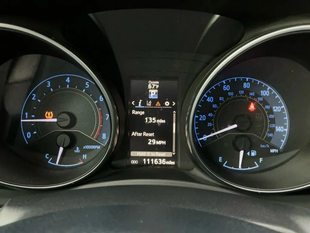 Toyota Corolla iM photo 26