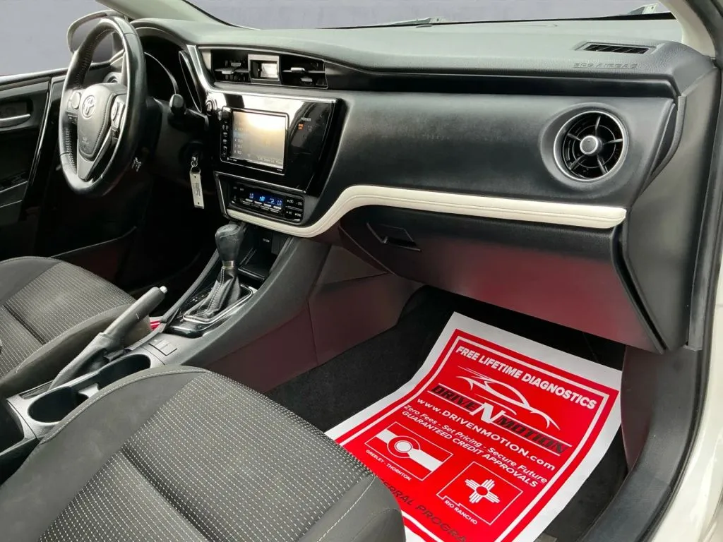Toyota Corolla iM photo 21