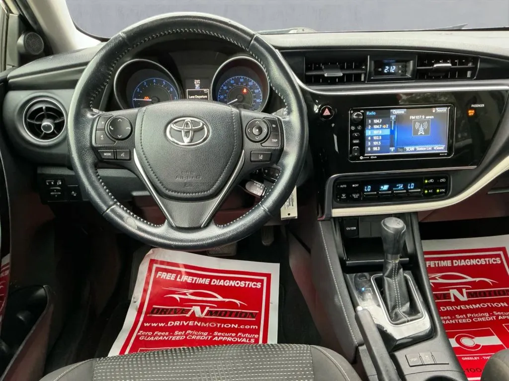 Toyota Corolla iM photo 16