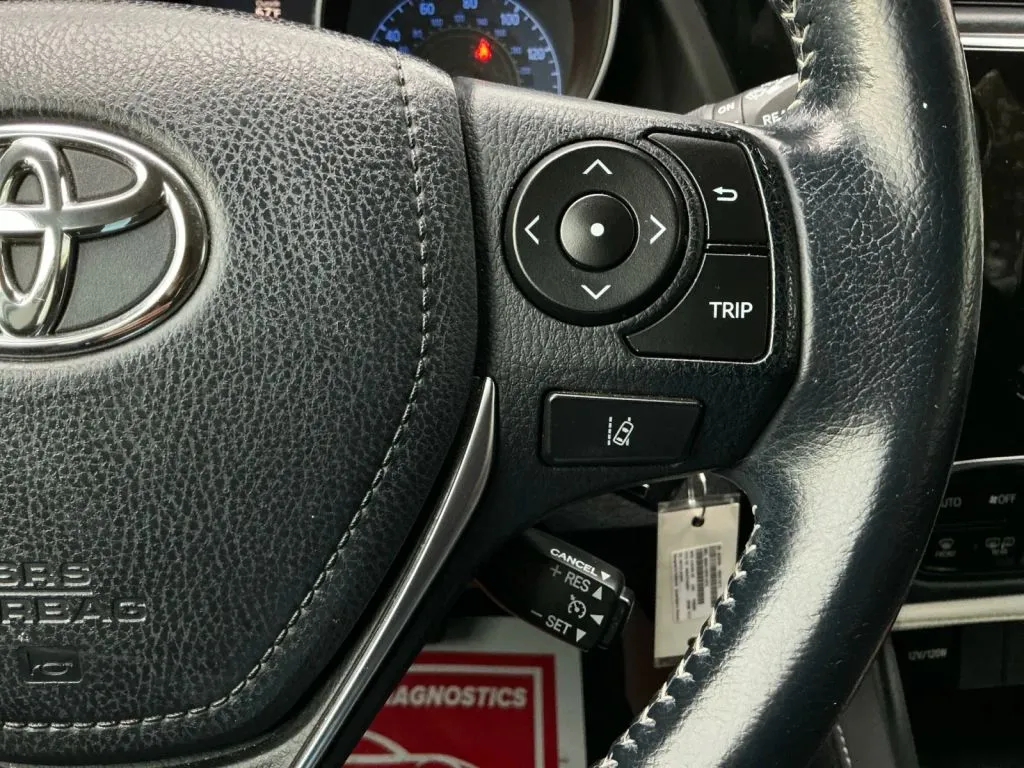 Toyota Corolla iM photo 28