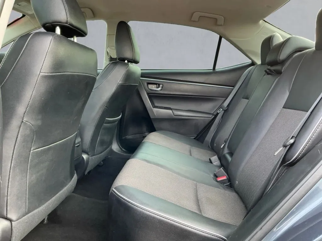 Toyota Corolla photo 14