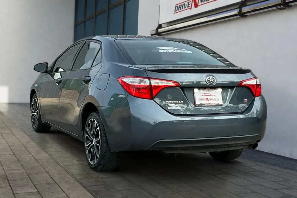 Toyota Corolla photo 6