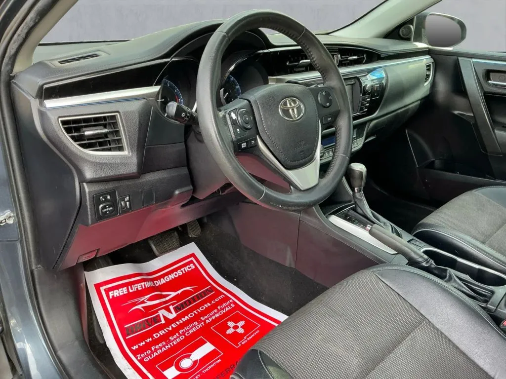 Toyota Corolla photo 13
