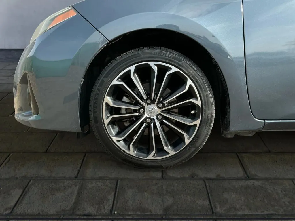 Toyota Corolla photo 24