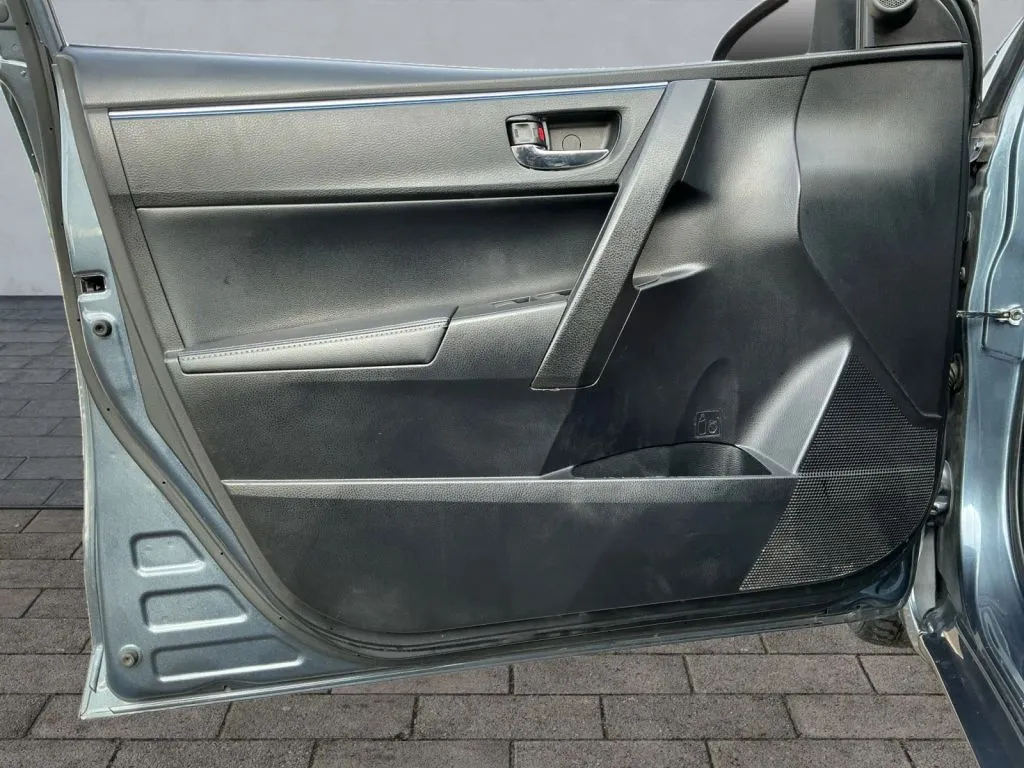 Toyota Corolla photo 10
