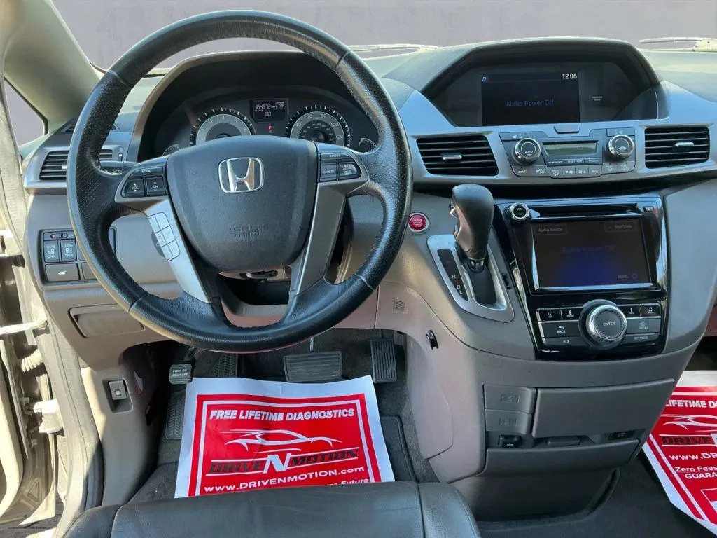 Honda Odyssey photo 16