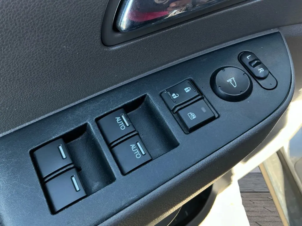 Honda Odyssey photo 11