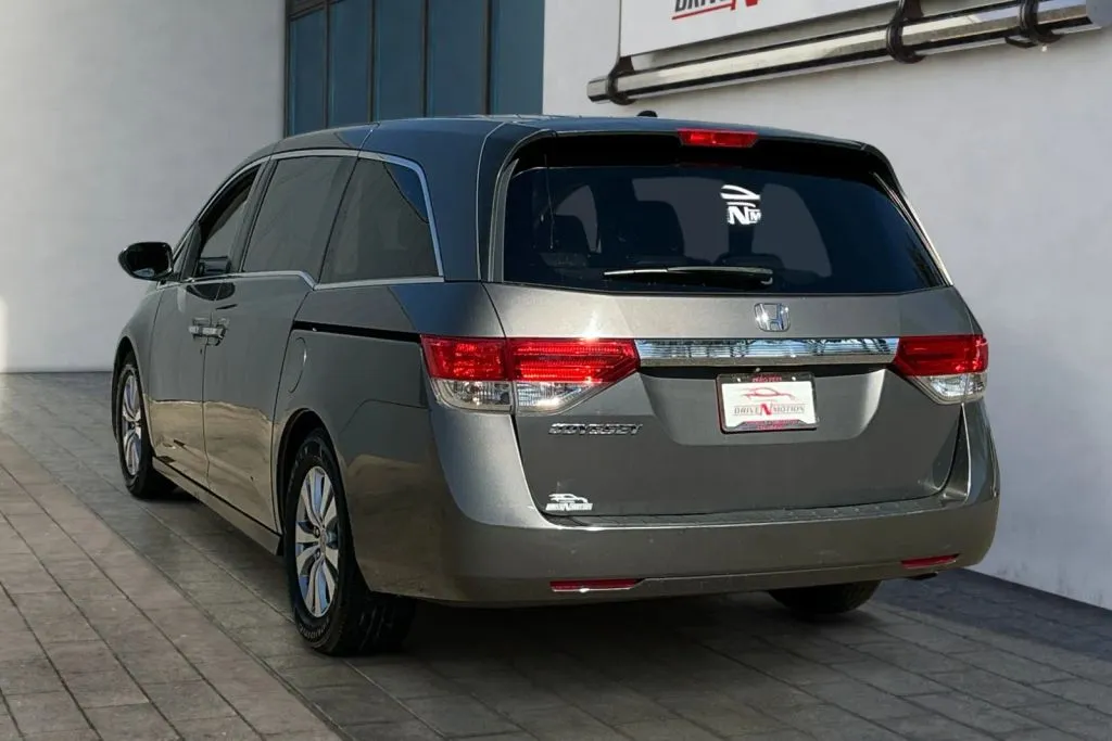Honda Odyssey photo 6