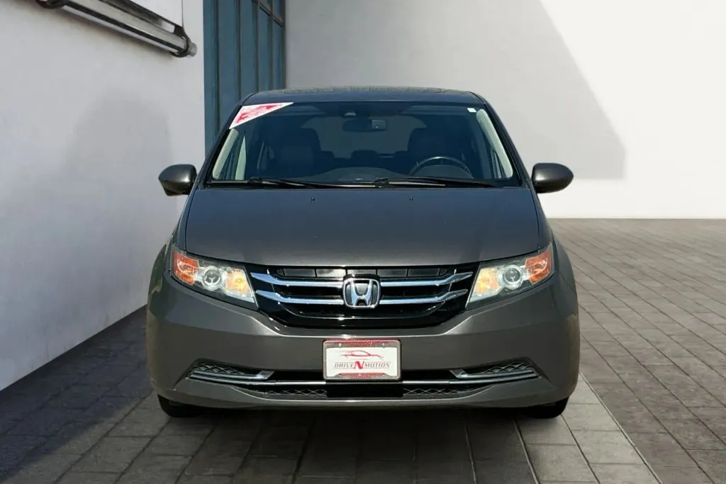 Honda Odyssey photo 8