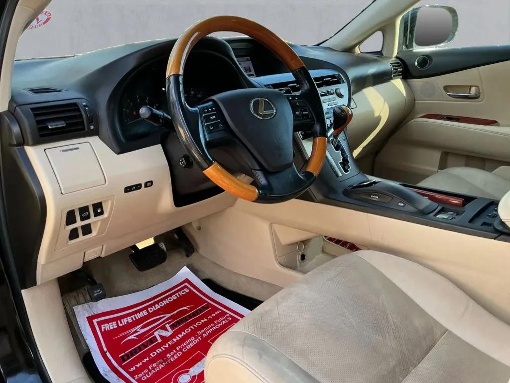 Lexus RX photo 12