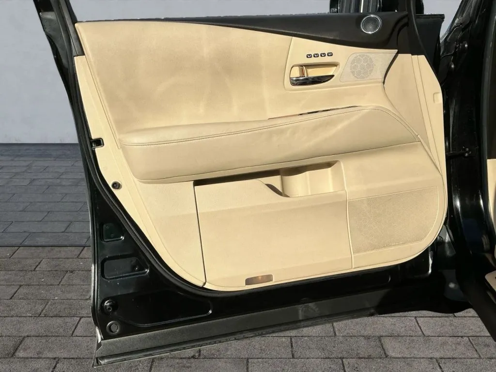 Lexus RX photo 9