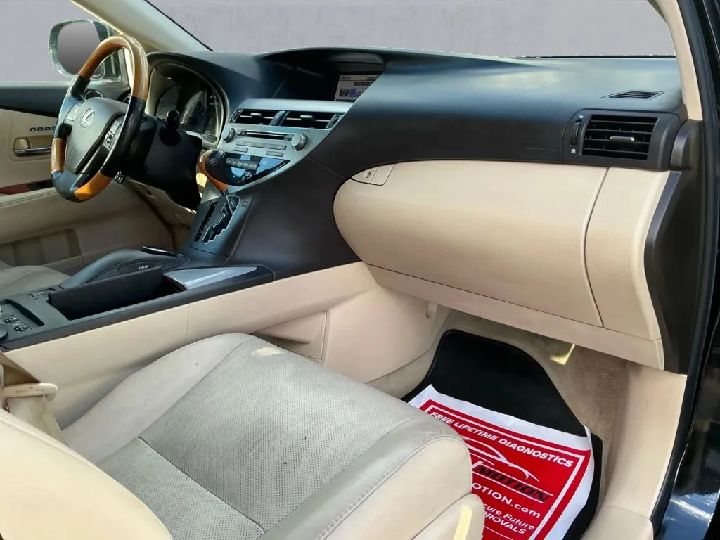 Lexus RX photo 19
