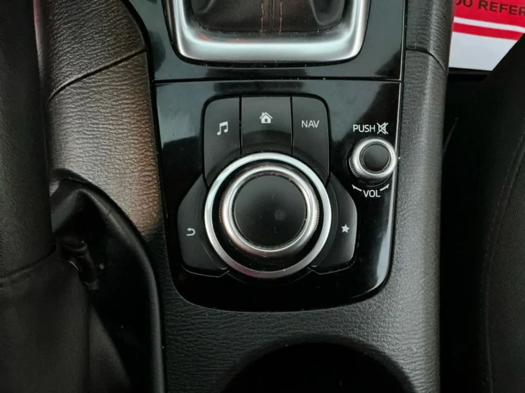 Mazda Mazda3 photo 34