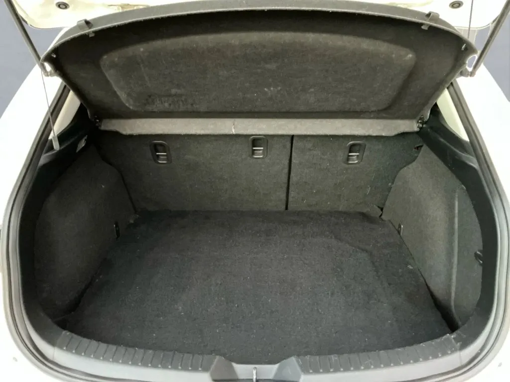 Mazda Mazda3 photo 19