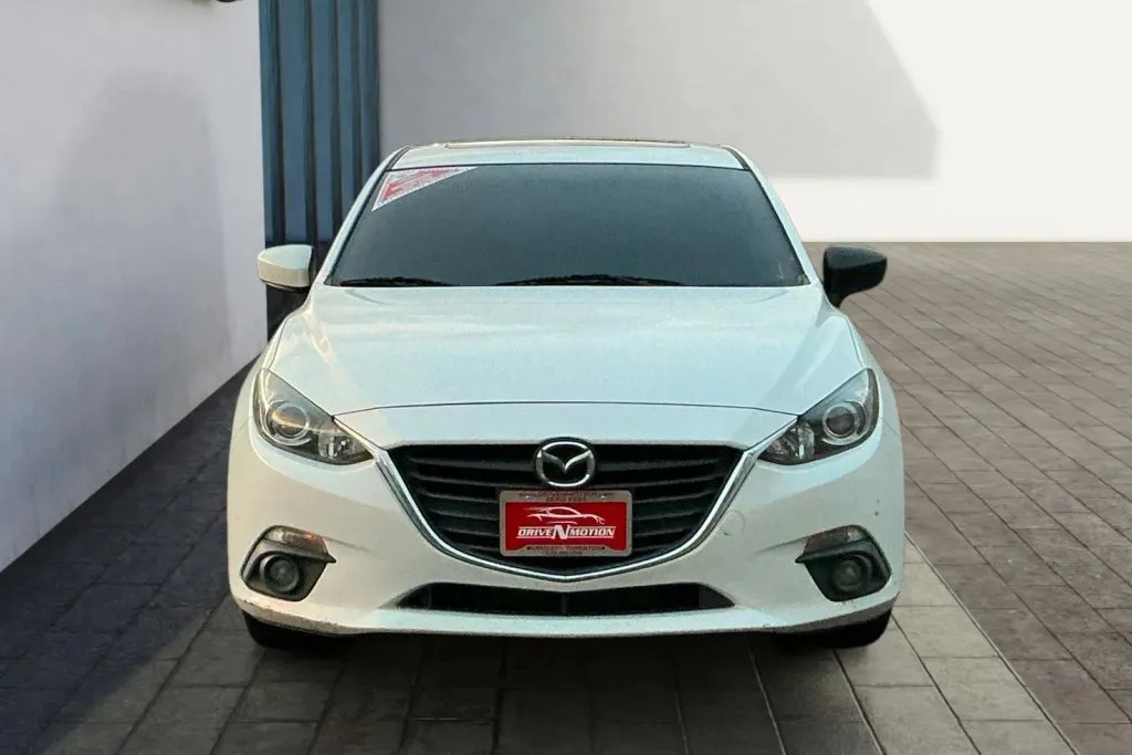 Mazda Mazda3 photo 8