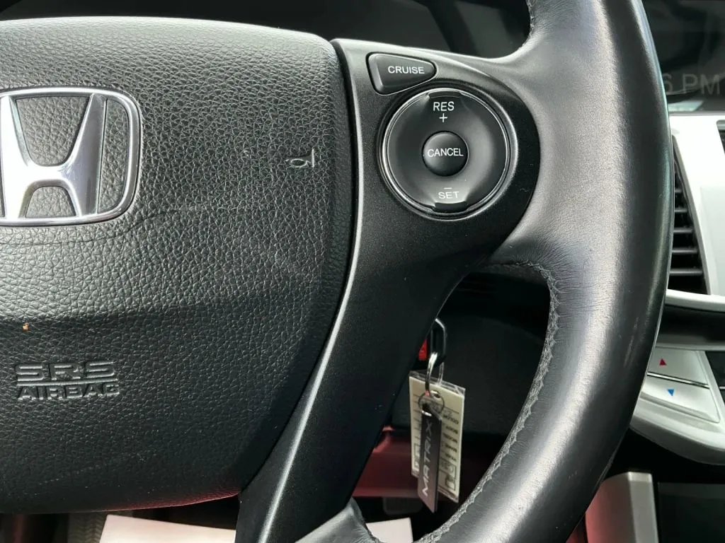 Honda Accord photo 27
