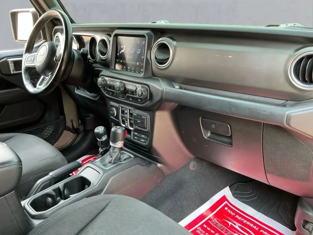 Jeep Gladiator photo 20