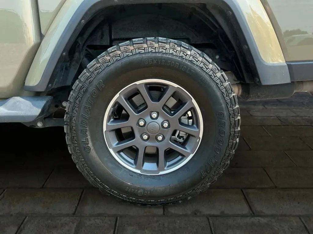 Jeep Gladiator photo 17