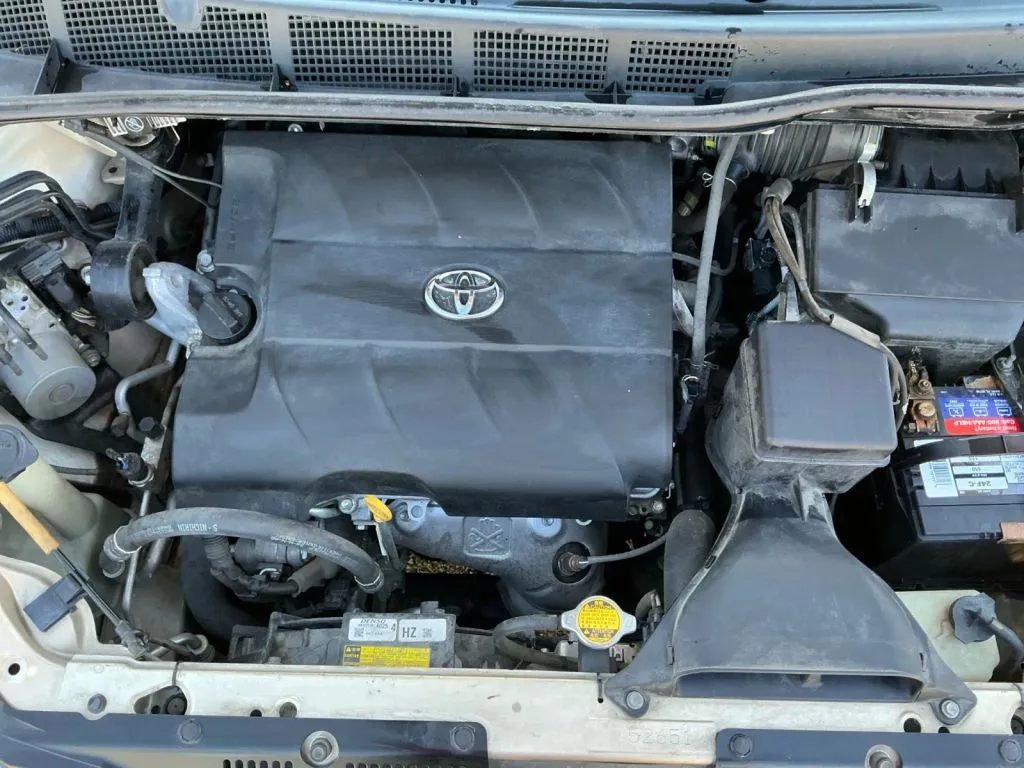 Toyota Sienna photo 25