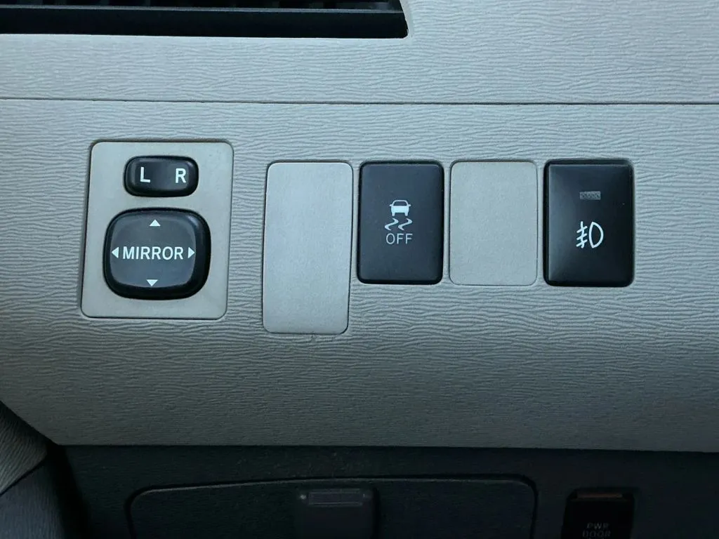 Toyota Sienna photo 34
