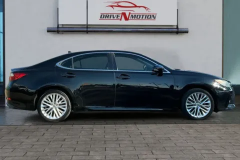 Another view of 2013 Lexus ES 350 Sedan 4D for sale in Greeley, CO at Drive N-Motion Greeley