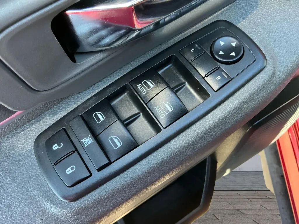 Ram 1500 photo 11