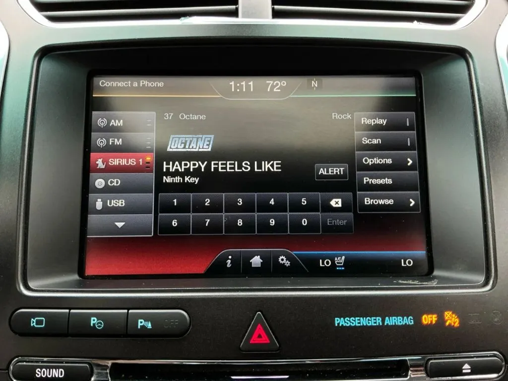 Ford Explorer photo 31