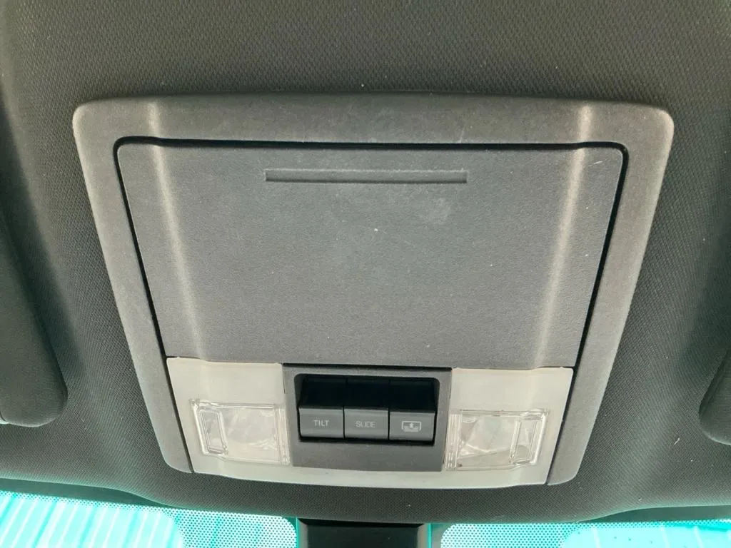 Ford Explorer photo 39