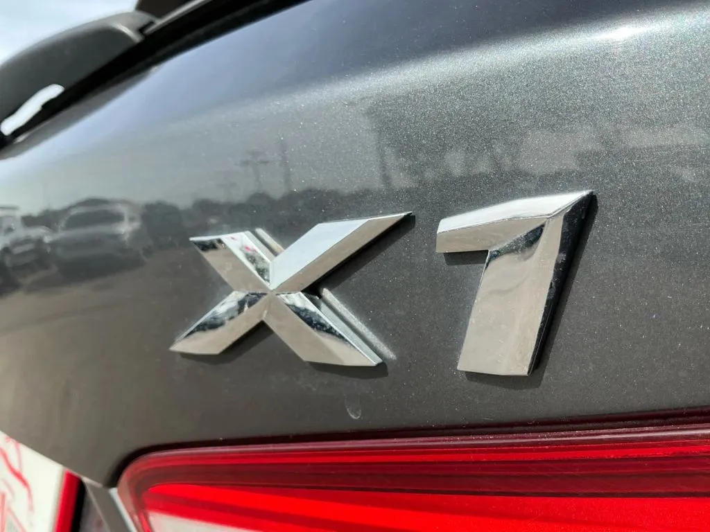 BMW X1 photo 18