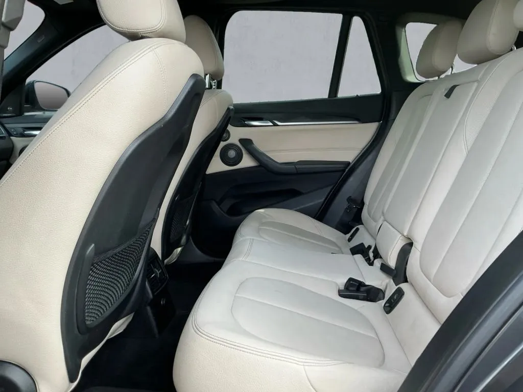 BMW X1 photo 14