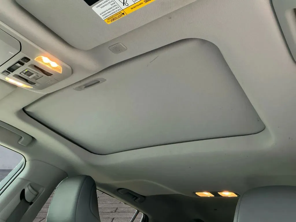2021 Toyota Highlander XLE - Photo 27