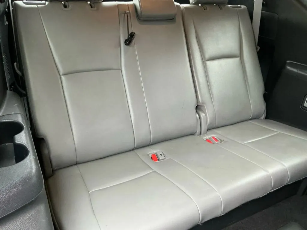2021 Toyota Highlander XLE - Photo 17
