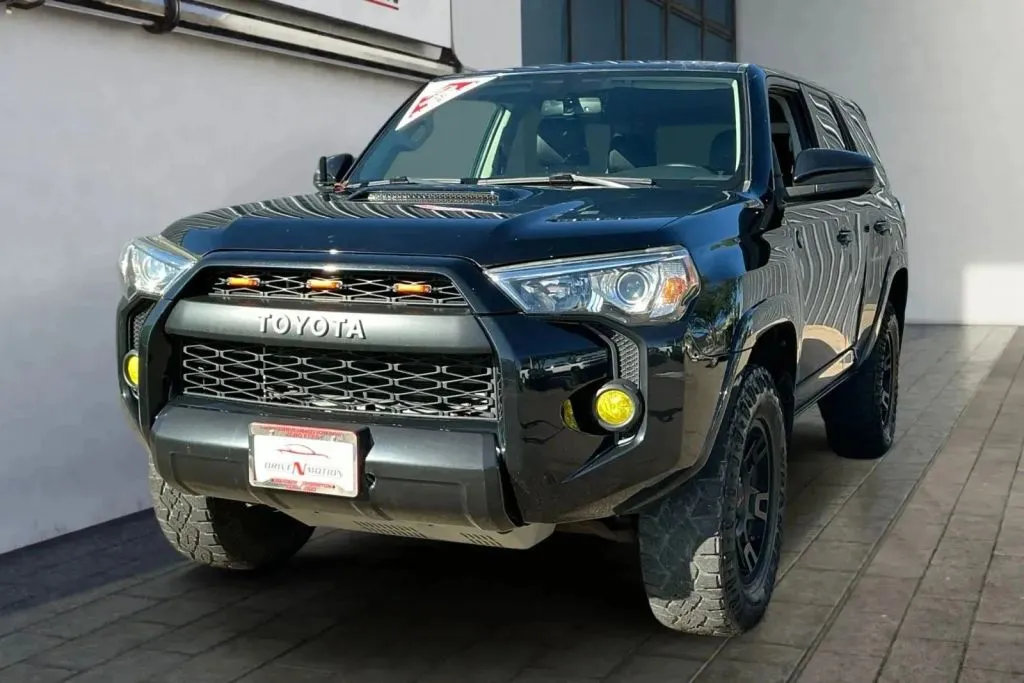 Toyota 4Runner photo 7
