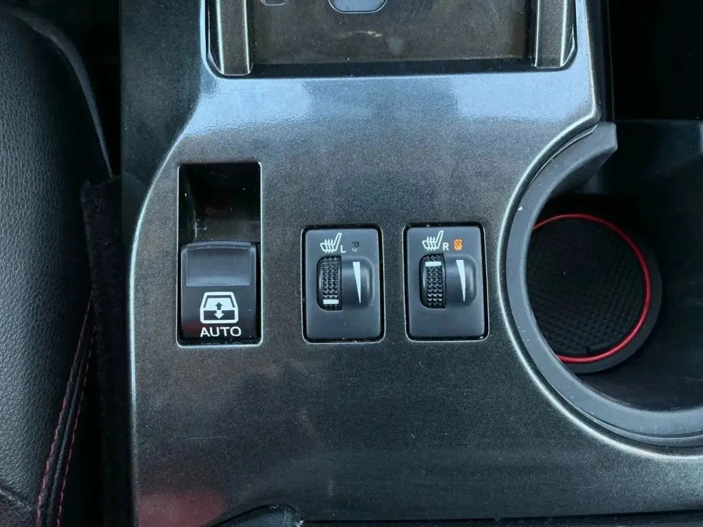 Toyota 4Runner photo 30