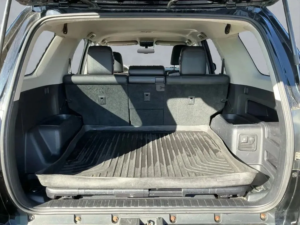 Toyota 4Runner photo 19
