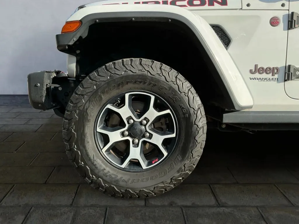 Jeep Wrangler photo 24