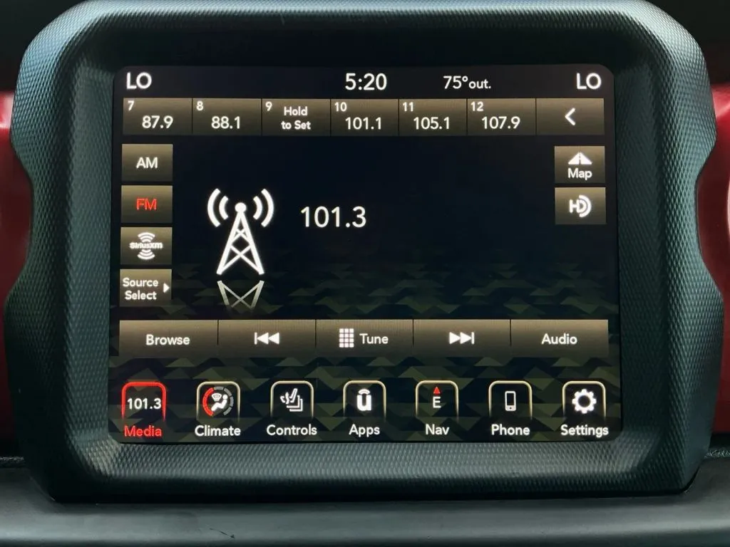 Jeep Wrangler photo 29