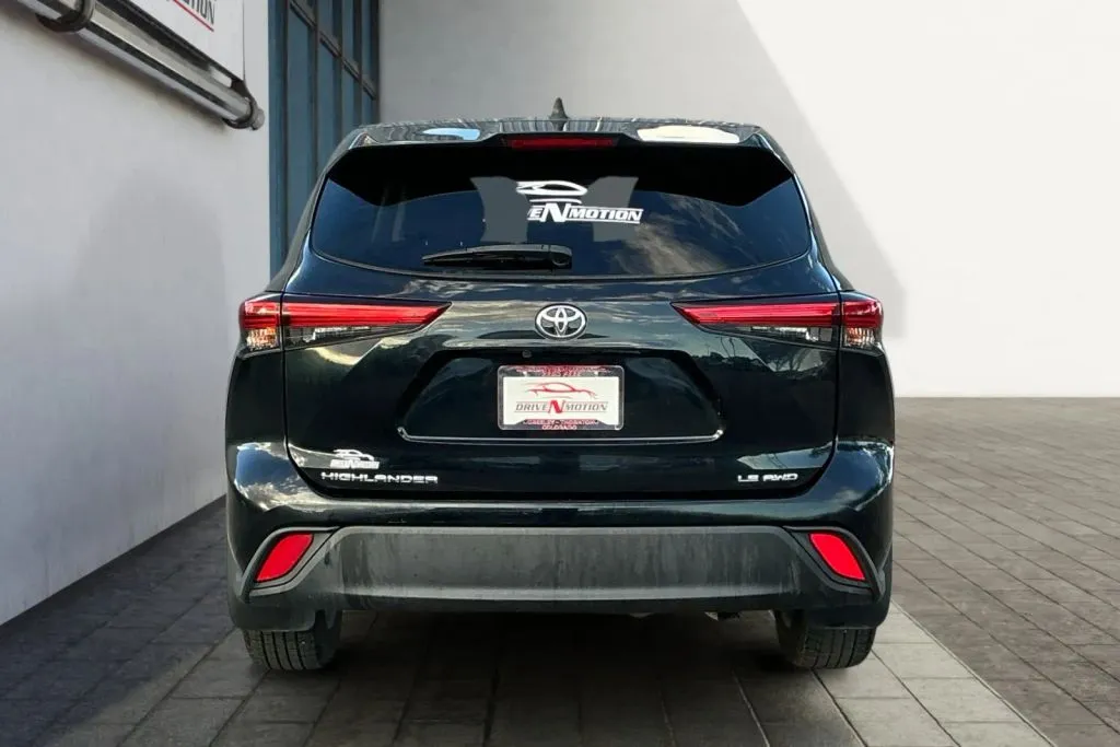 More photos of 2022 Toyota Highlander LE Sport Utility 4D at Drive N-Motion Greeley, CO