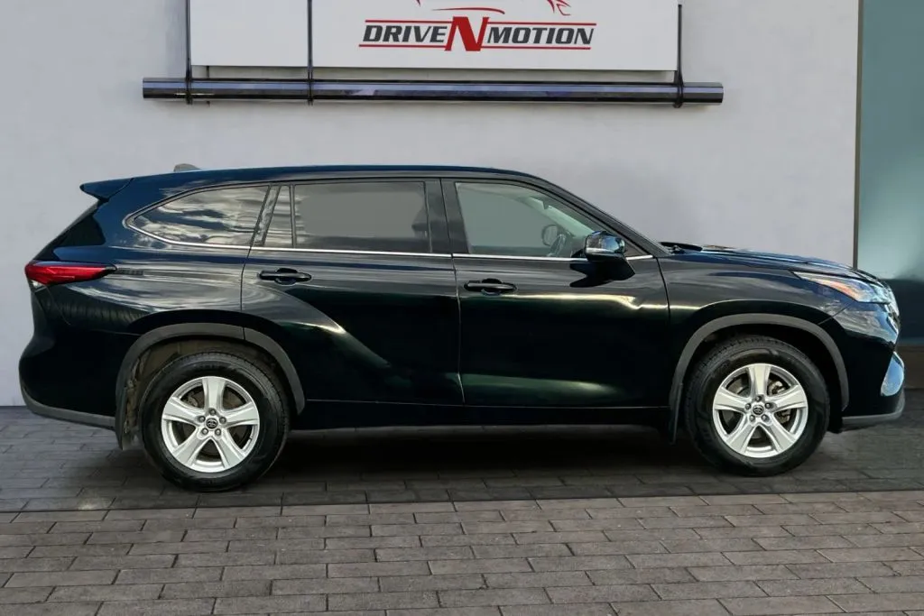 Another view of 2022 Toyota Highlander LE Sport Utility 4D for sale in Greeley, CO at Drive N-Motion Greeley