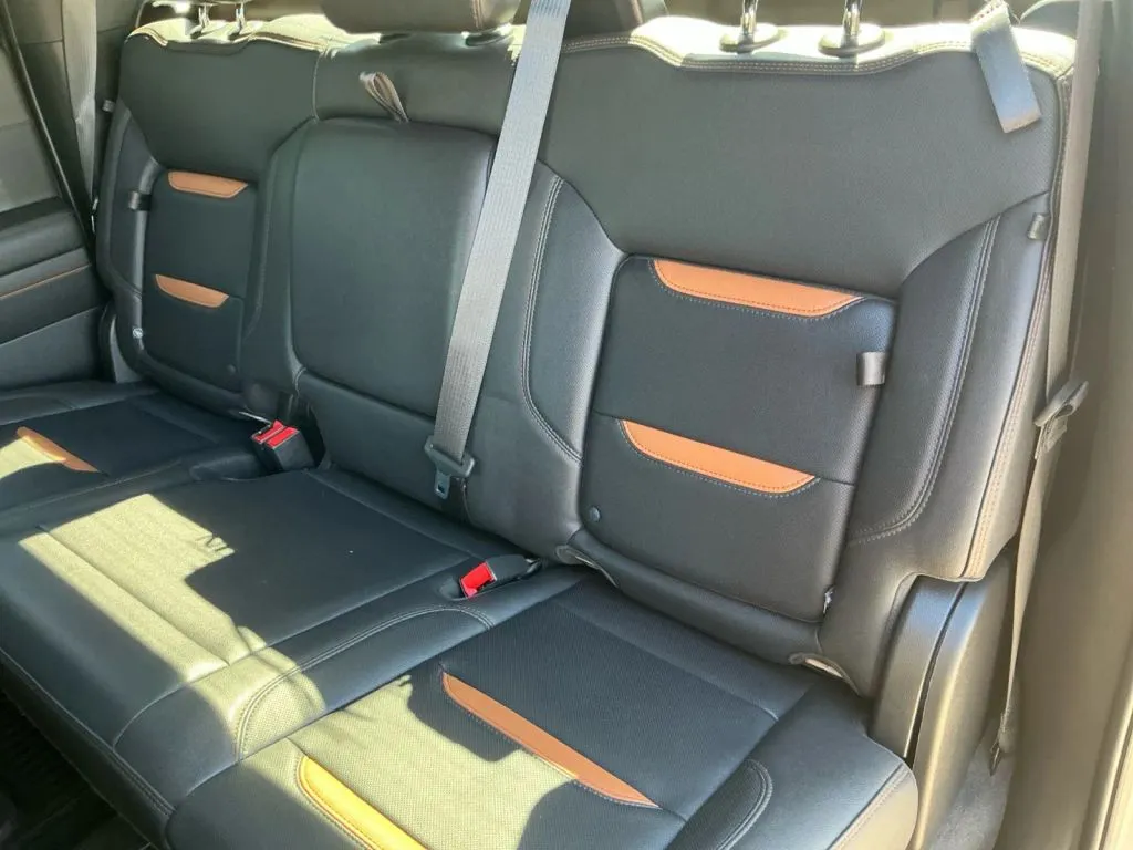 GMC Sierra photo 15