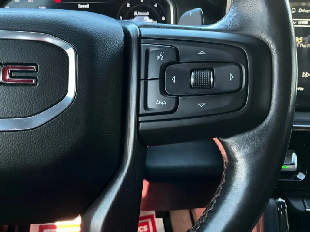 GMC Sierra photo 28