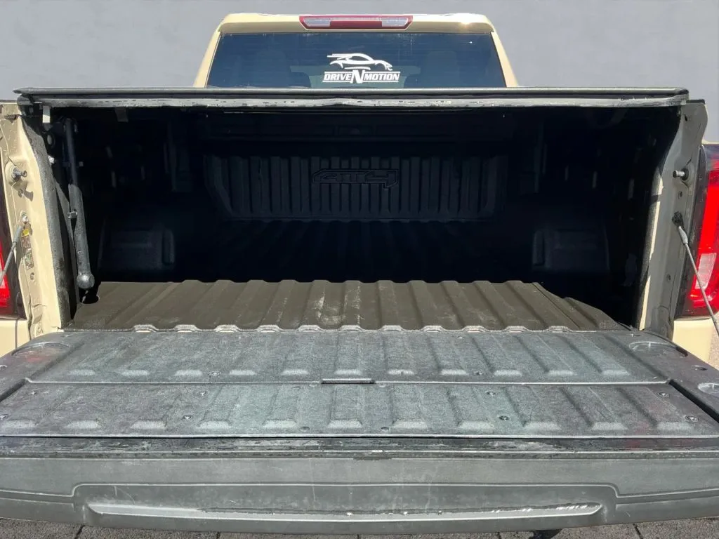 GMC Sierra photo 20