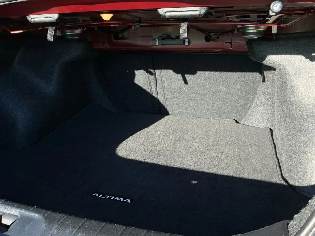 Nissan Altima photo 19