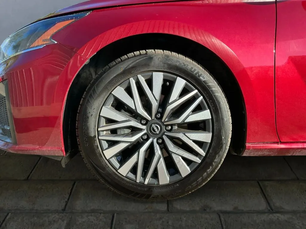 Nissan Altima photo 24