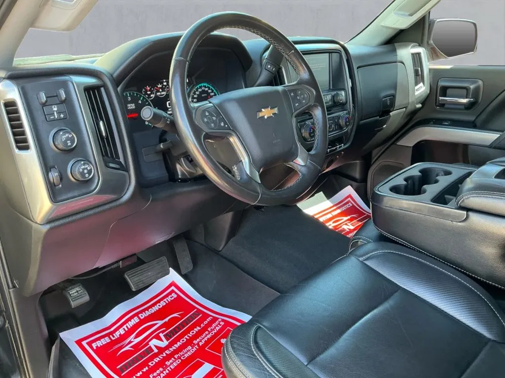 Chevrolet Silverado photo 13
