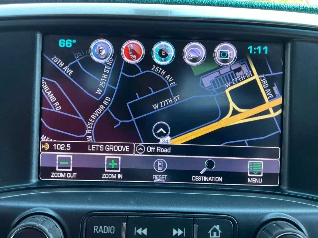 Chevrolet Silverado photo 28