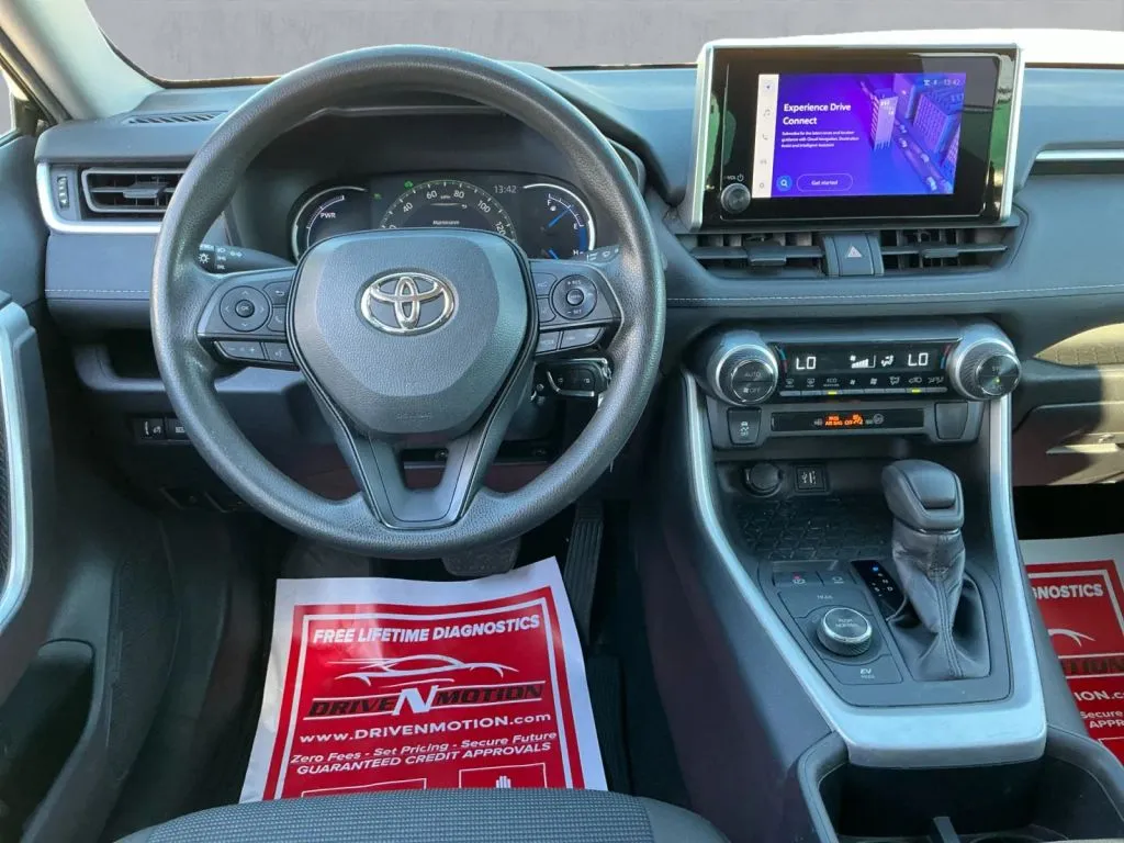 Toyota RAV4 photo 16
